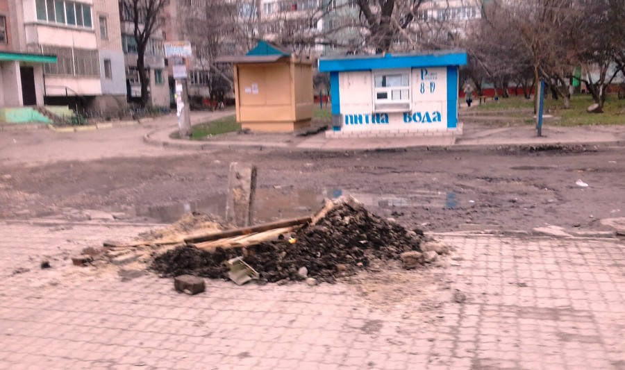Коммунальные службы помогают друг другу делать Херсон комфортнее и комфортнее Коммунальные службы помогают друг другу делать Херсон комфортнее и комфортнее