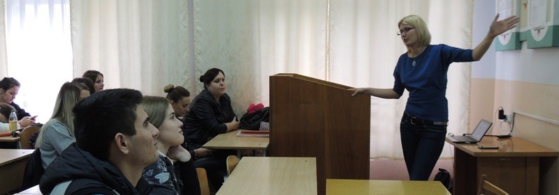 Херсонским журналистам-расследователям предложили выгодную тему