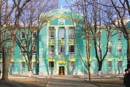 В центре Херсона разрушается поликлиника