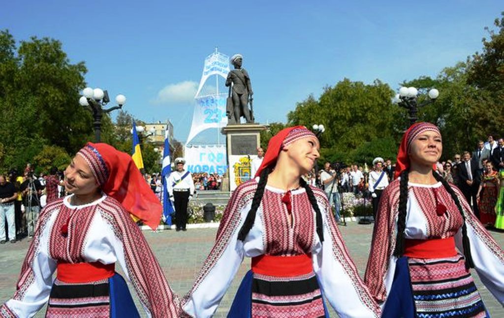 Про конфлікти інтересів під час виборів «культурних» керівників Херсонщини