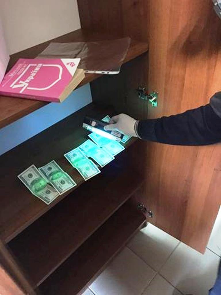 Командировка в Одессу для херсонского таможеника повышением не стала