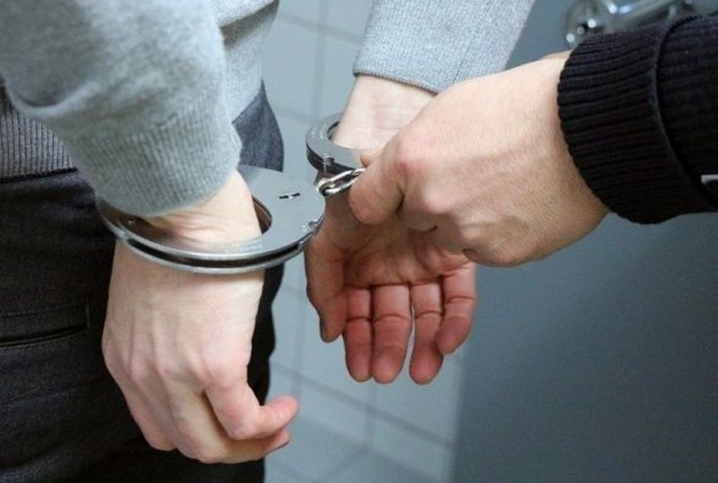 5 нападів - одне затримання: у Новій Каховці затримано 