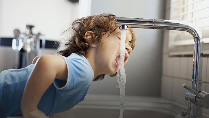 Куди поділася вода? Тепер скаржиться передмістя Херсона