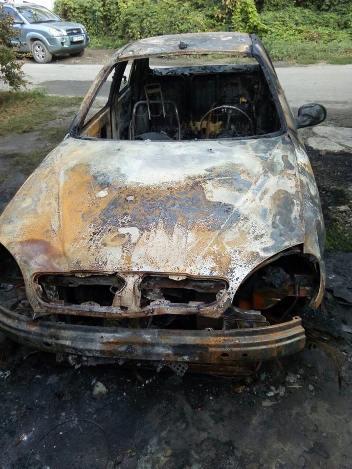У Херсоні спалили автомобіль активіста  ВО 