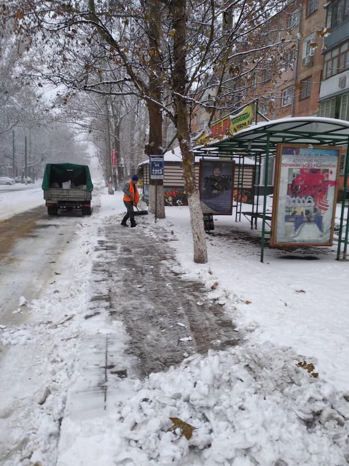 Несподівана зміна погодних умов не застала зненацька - у Херсоні є кому приборкати стихію (ФОТО)