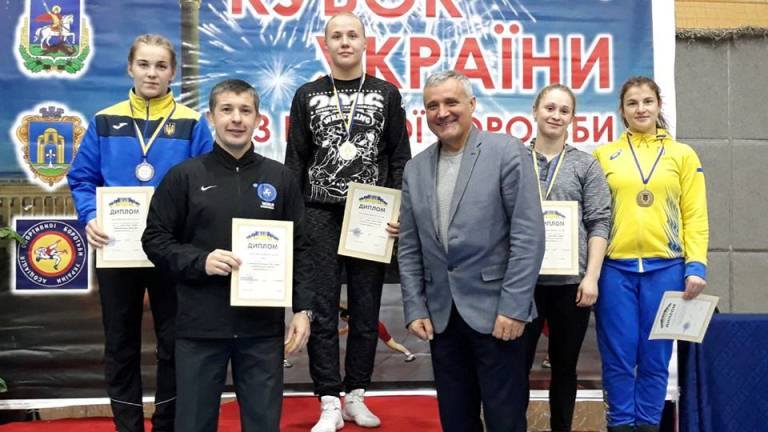 Херсонські жінки продемонстрували, що вони зовсім не слабка стать (ФОТО)