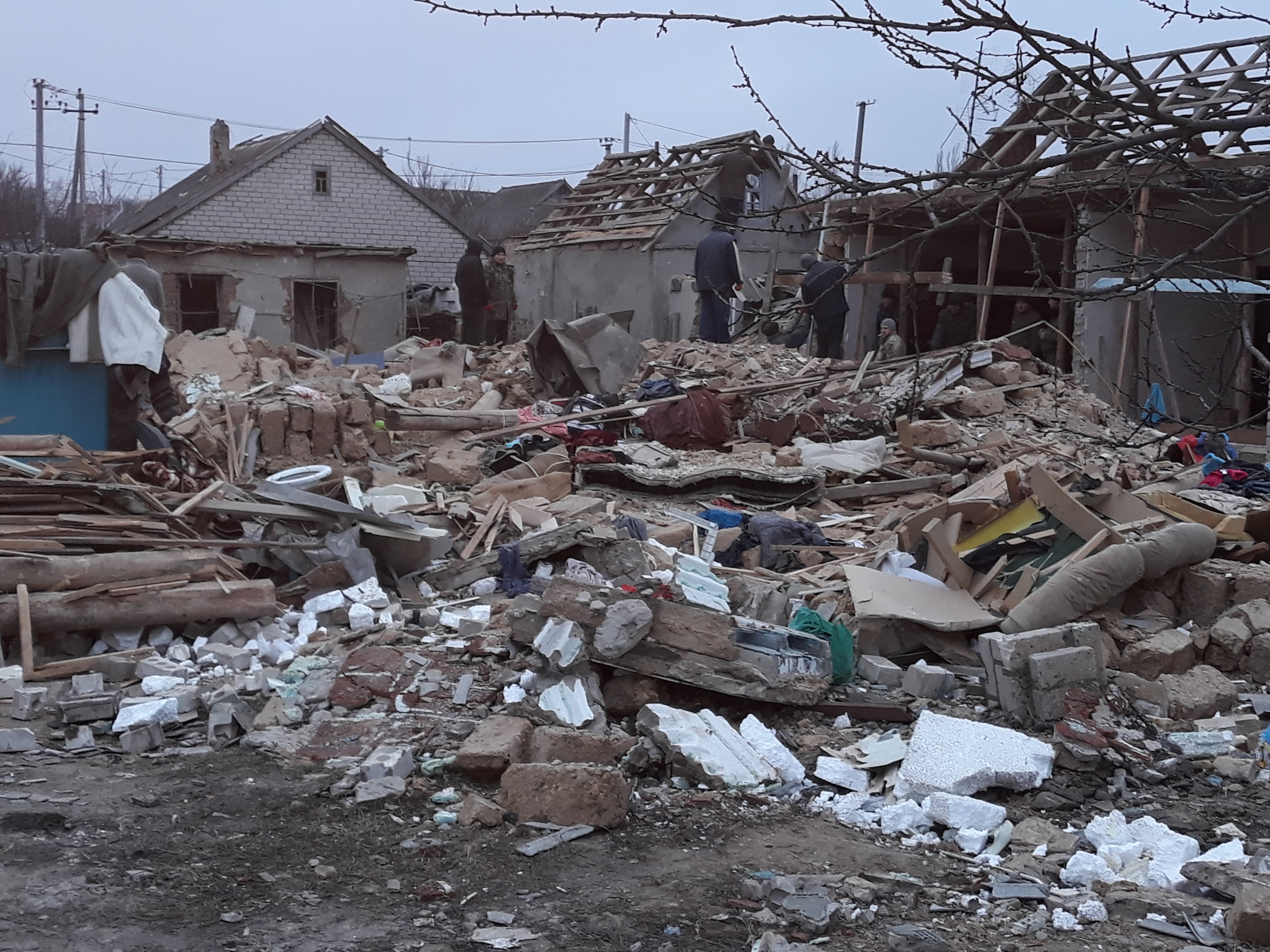 Мэр Херсона озвучил предварительные суммы помощи пострадавшим от взрыва и пообещал помочь техникой
