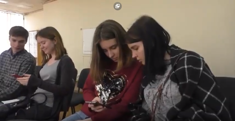 Херсонские студенты тестировали чат-бота, который борется с коррупцией