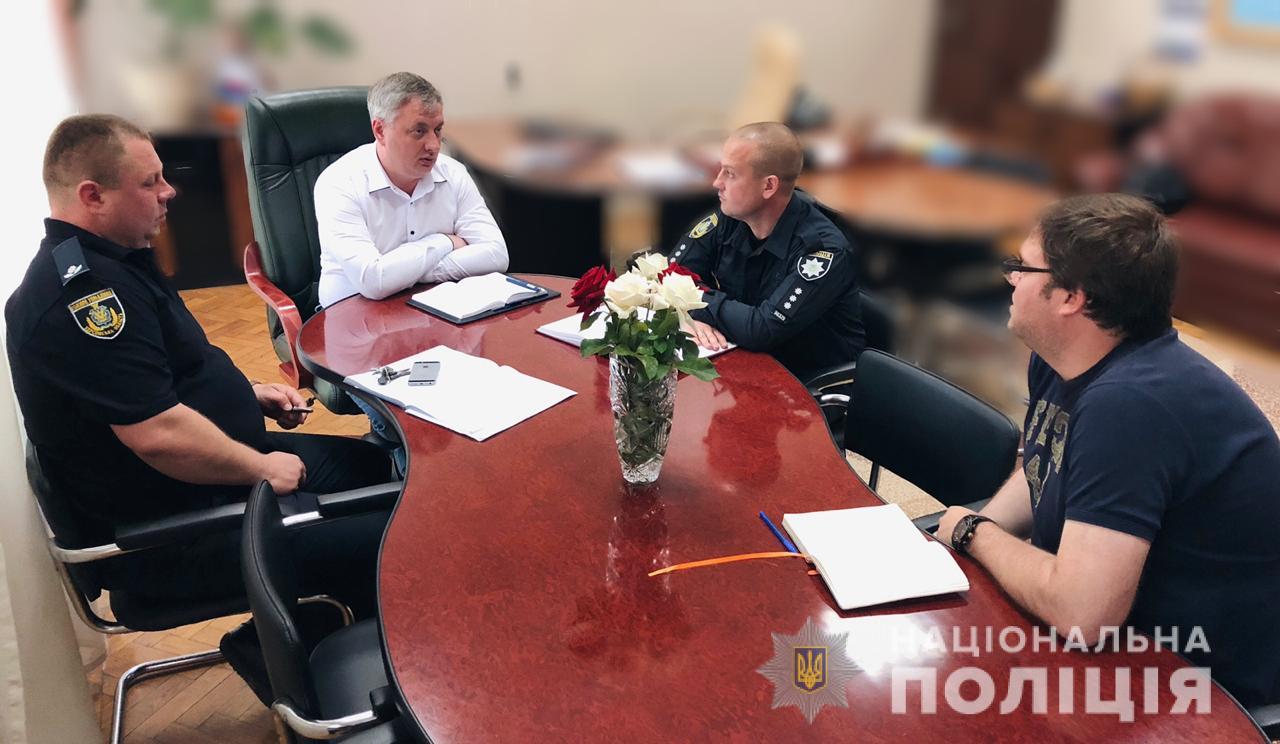 У Херсоні відбулась робоча зустріч поліції з «ОПОРОЮ»