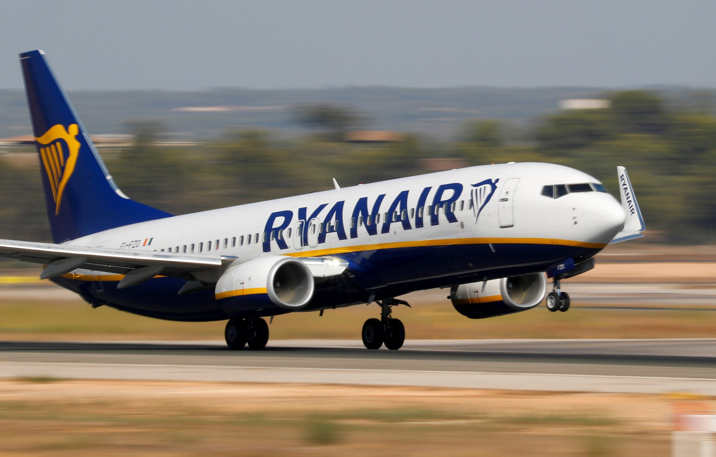 Лоукост Ryanair запускает новый рейс по маршруту Херсон-Краков