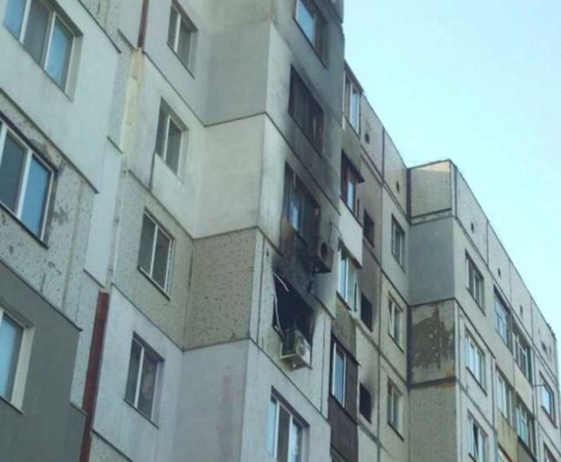 Мешканці  херсонської багатоповерхівки досі оговтуються від наслідків пожежі