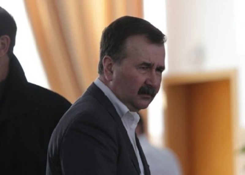 Херсонські активісти вимагають від мера змінити склад комісії з визначення операторів міських парковок Херсонські активісти вимагають від мера змінити склад комісії з визначення операторів міських парковок