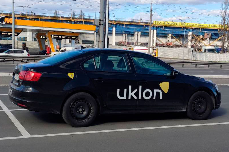 До безкоштовного перевезення херсонських лікарів на час карантину долучився сервіс  таксі Uklon