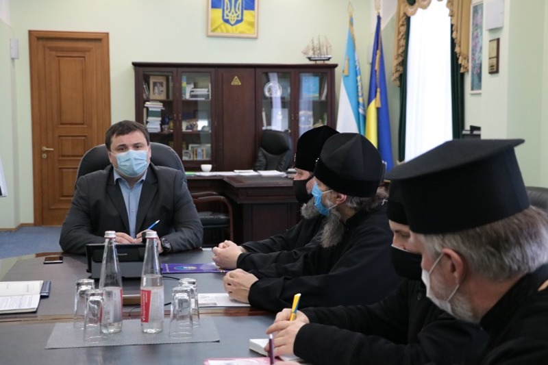 У Херсоні обговорено відзначення в області Великодня в умовах карантину