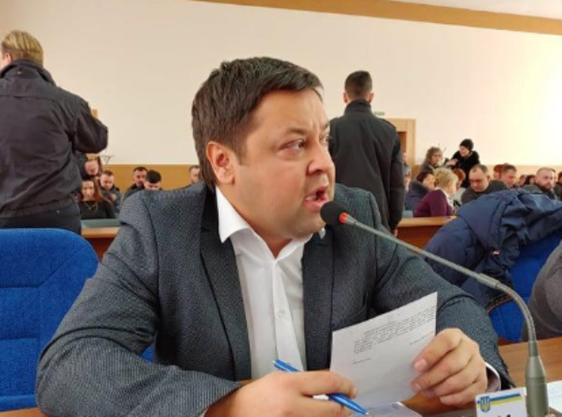 Херсонский депутат Рубан не подал декларацию о доходах, скрыв покупку дорого авто Херсонский депутат Рубан не подал декларацию о доходах, скрыв покупку дорого авто