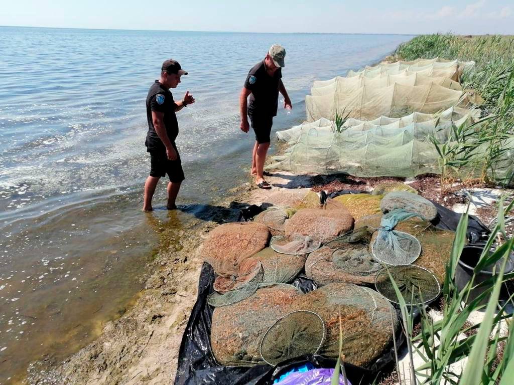 Водна поліція Херсонщини викрила браконьєрів на території Національного природнього парку