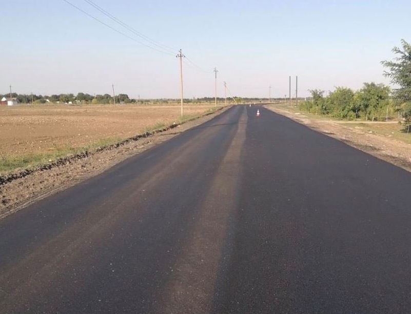 У Каховському районі відремонтували ділянку автодороги Херсон-Генічеськ