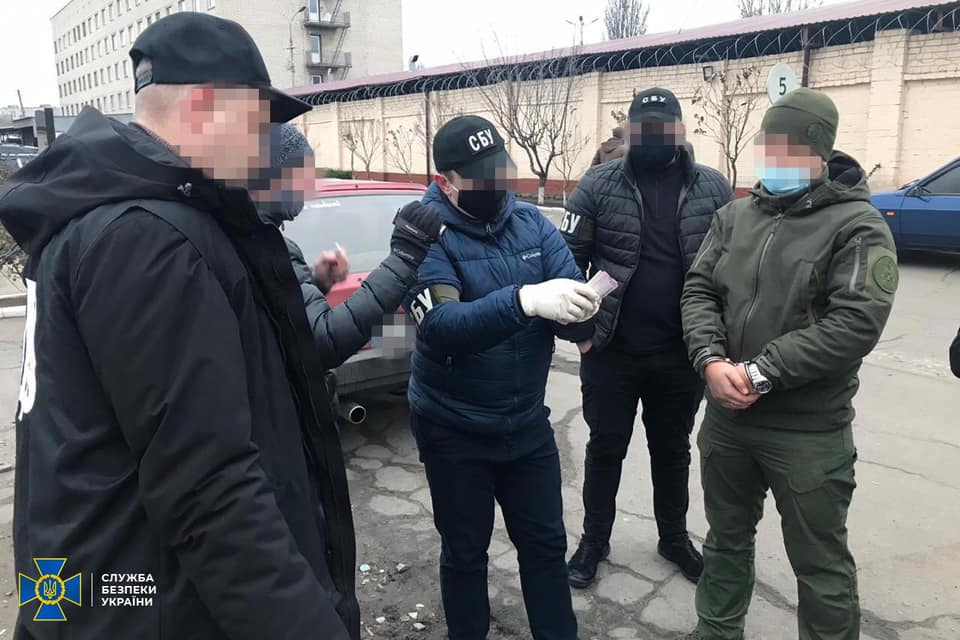На Херсонщині СБУ викрила командира підрозділу Національної гвардії на вимаганні грошей з підлеглих