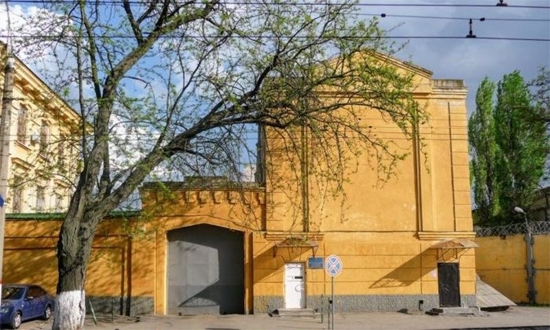 У Херсоні жінка погрожувала підірвати будівлю слідчого ізолятора