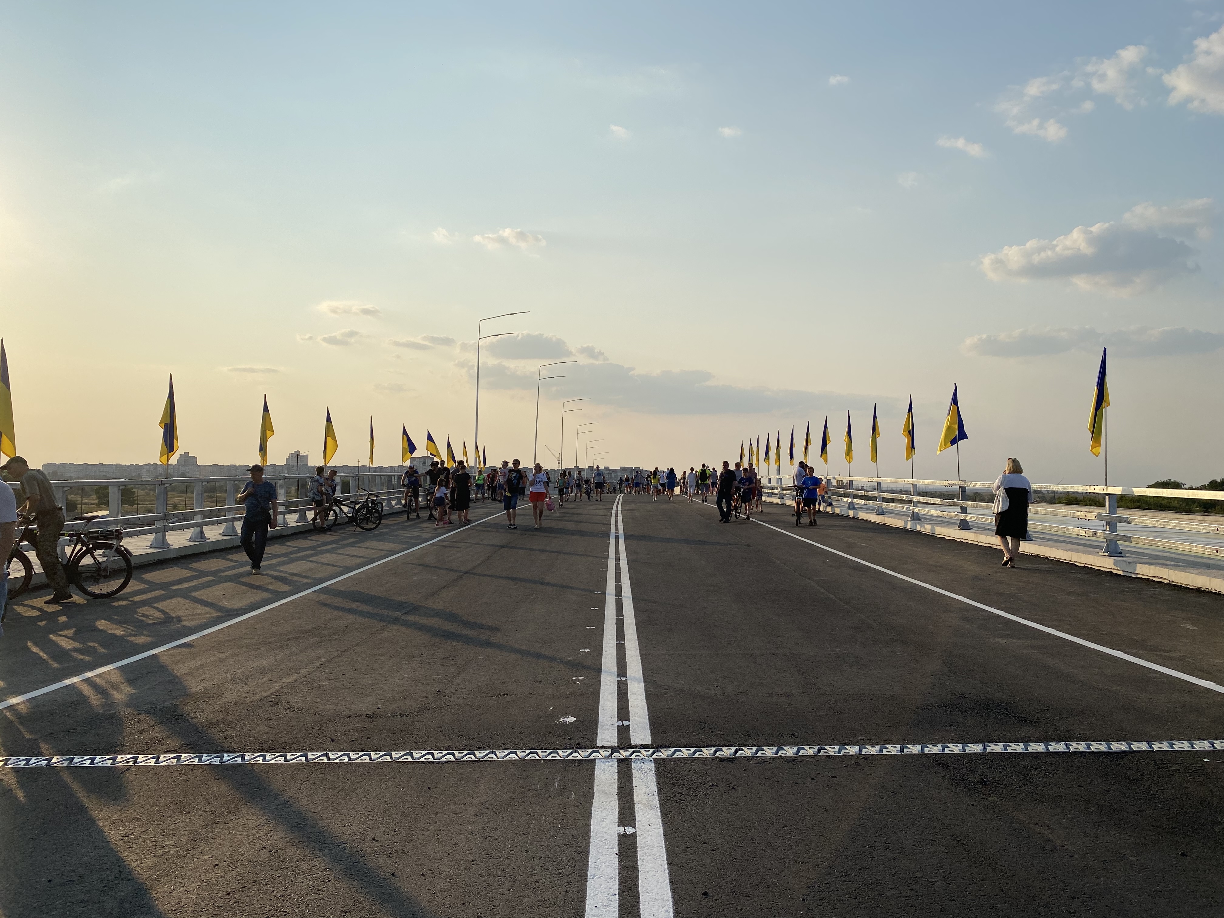 В Херсоне состоялось торжественное открытие первой очереди мостоперехода 